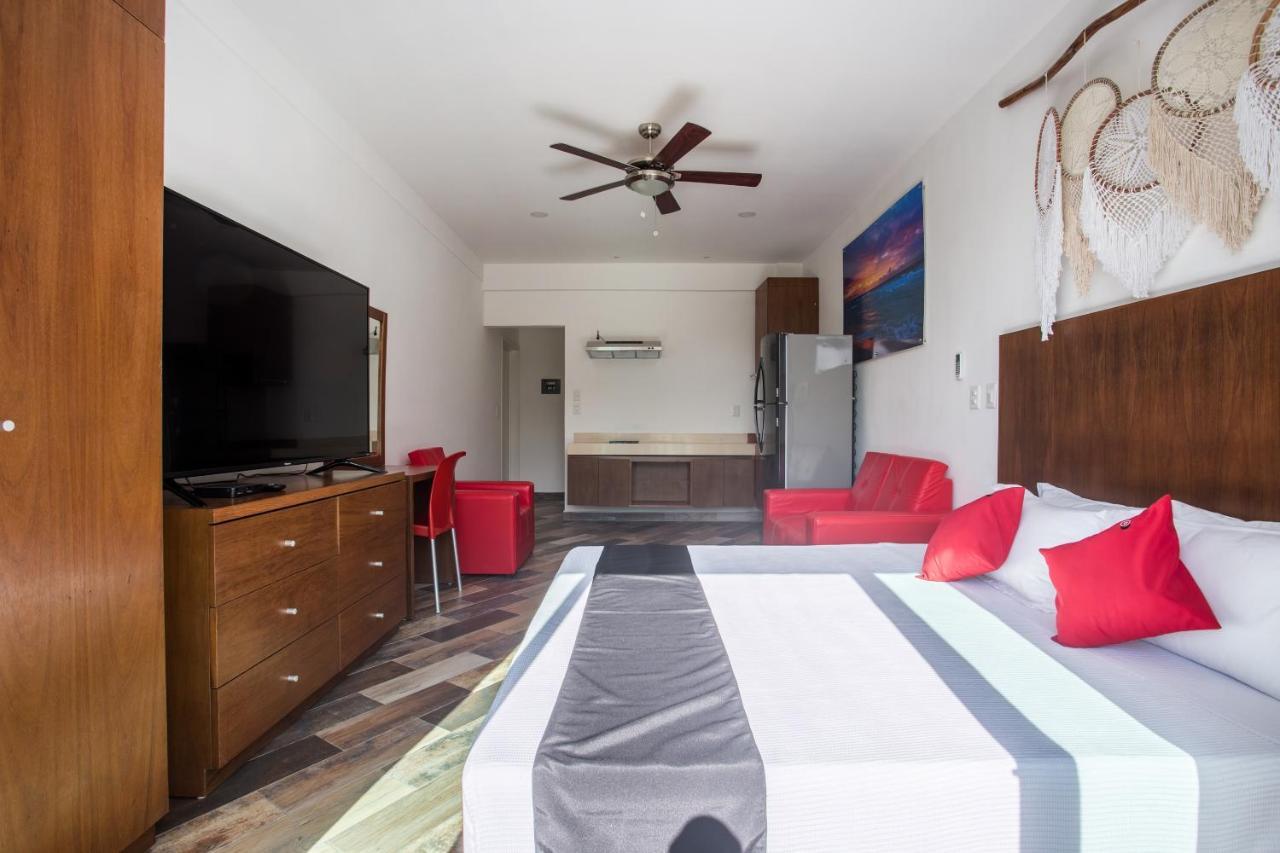 Capital O Cancun Ocean View, Cancún Extérieur photo A room at the hotel